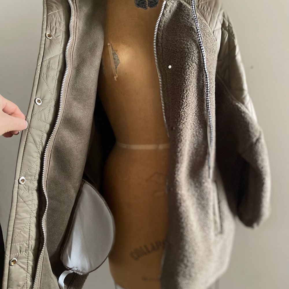 Silk Maison] Oversized Sherpa Quilted Fleece Jacket Coat - Picture 7 of 13
